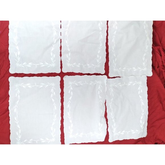 16 Pcs- Embroidered Floral off-white linen? 8 Placemats & 8 matching Napkins - Picture 7 of 12